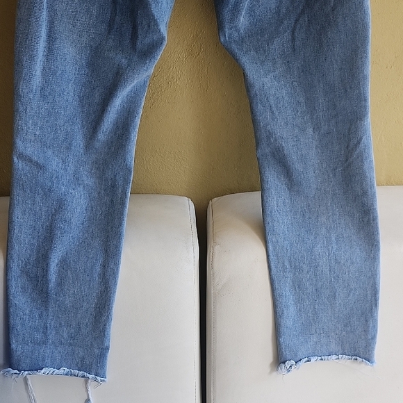 Missguided + Light Blue Distressed Straight Leg Jeans - Picture 7 of 9